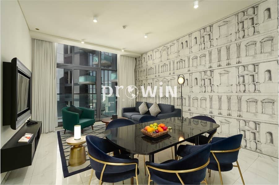 Lavish Space Stunning Design Iconic Views