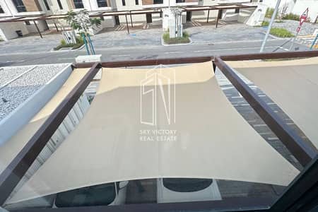 2 Bedroom Townhouse for Sale in Yas Island, Abu Dhabi - 1 (2). png