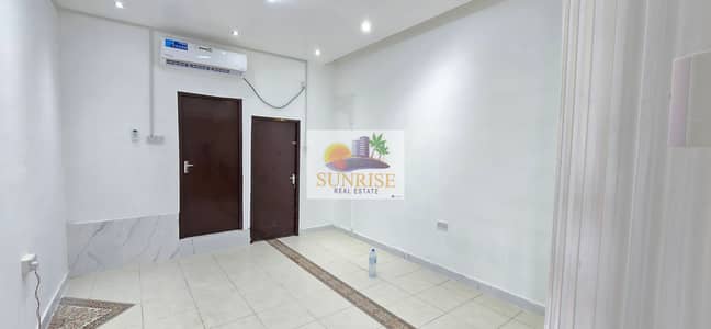 Studio for Rent in Al Khalidiyah, Abu Dhabi - 1000142766. jpg