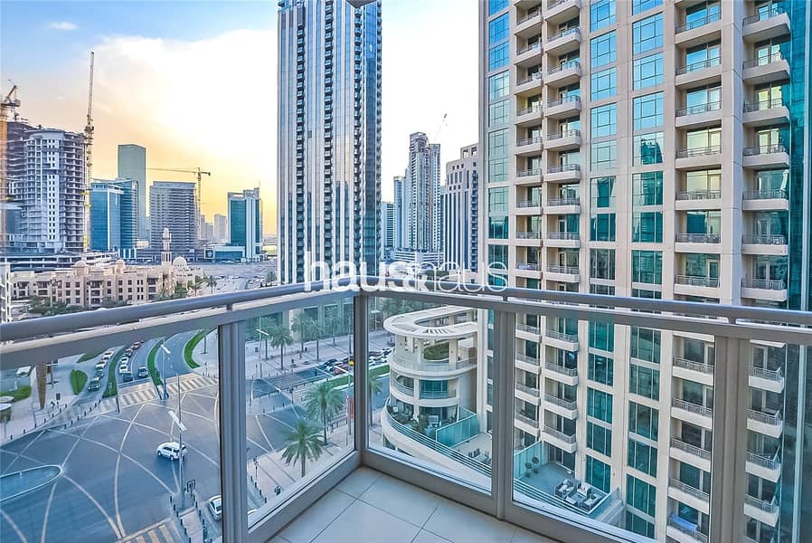 Picturesque Burj & Crossroad Views|Furnished