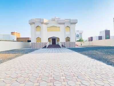 Villa 6 rooms for rent in al jurf 1, very large area with an excellent location with payment facilities