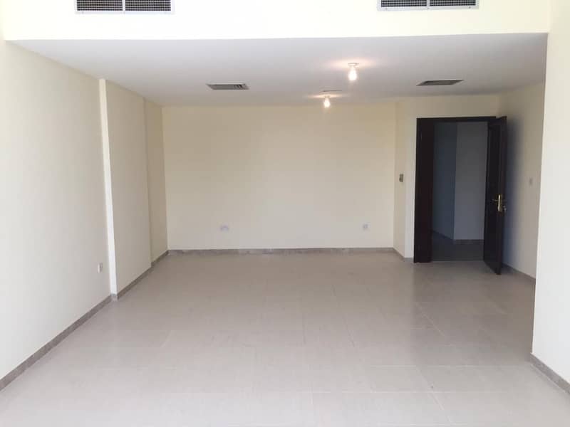 great offer , 3 bedroom 3 bathroom apartment for rent