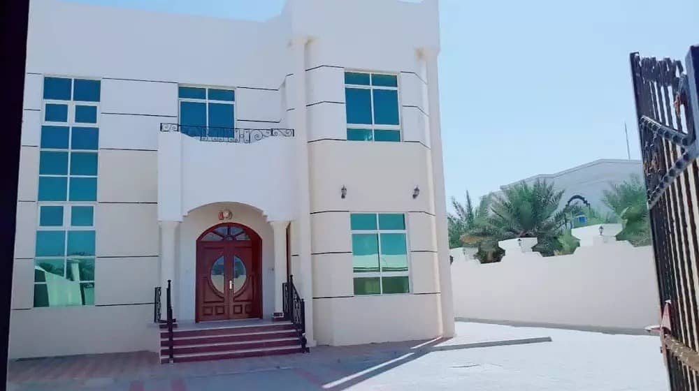 Vila in Asharj 4 rooms 85000