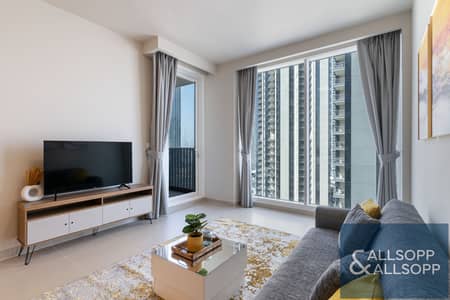 1 Bedroom Flat for Rent in Dubai Creek Harbour, Dubai - Living Area