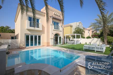 4 Bedroom Villa for Rent in Dubai Sports City, Dubai - Private Pool