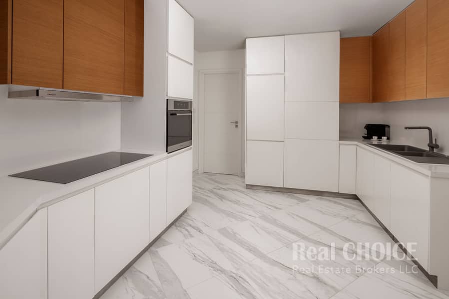 3 Three Bedroom Duplex Apartment Kitchen. jpg