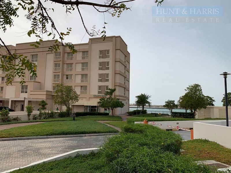 Investor Deal - Duplex - Sea View - Vacant Investor Deal - Duplex - Sea View - Vacant