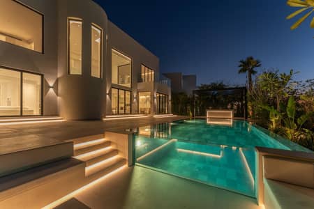 4 Bedroom Villa for Sale in Jumeirah Islands, Dubai - Fully Furnished | Miami Style | Large Plot