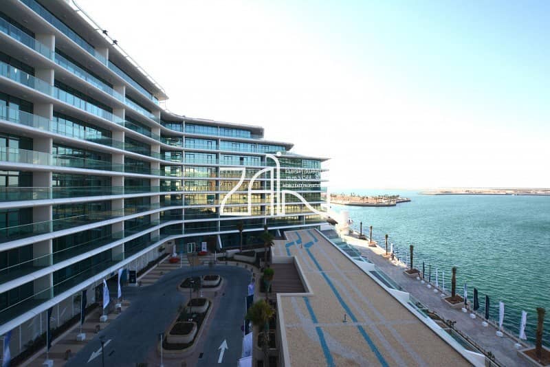 Huge Sea View 1BR Apt with Large Balcony