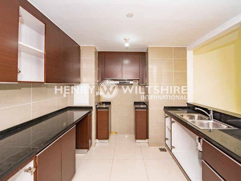 8 MH - 3BR Apt - Photo 10. jpg
