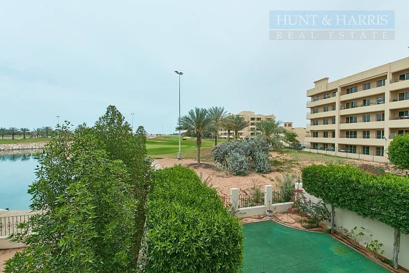 Exclusive | Lagoon View | Upgraded Townhouse Exclusive | Lagoon View | Upgraded Townhouse