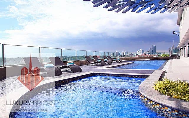 4 outdoor-pools-acacia-1552380390. jpg