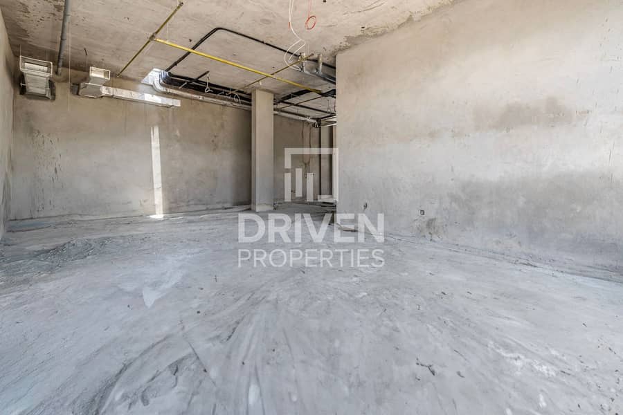Full Commercial Building | Prime Location Full Commercial Building | Prime Location