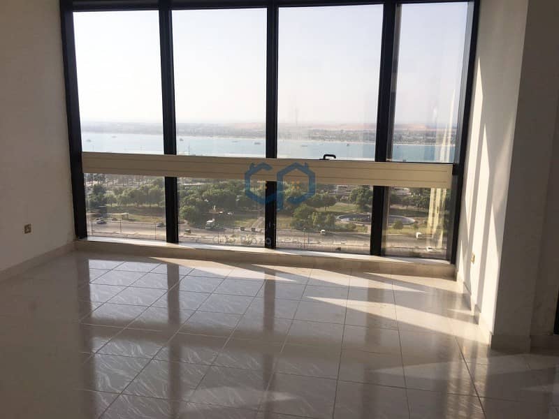 Elegant 3 Beds ?Flat in Khalifa Str+Sea View for rent