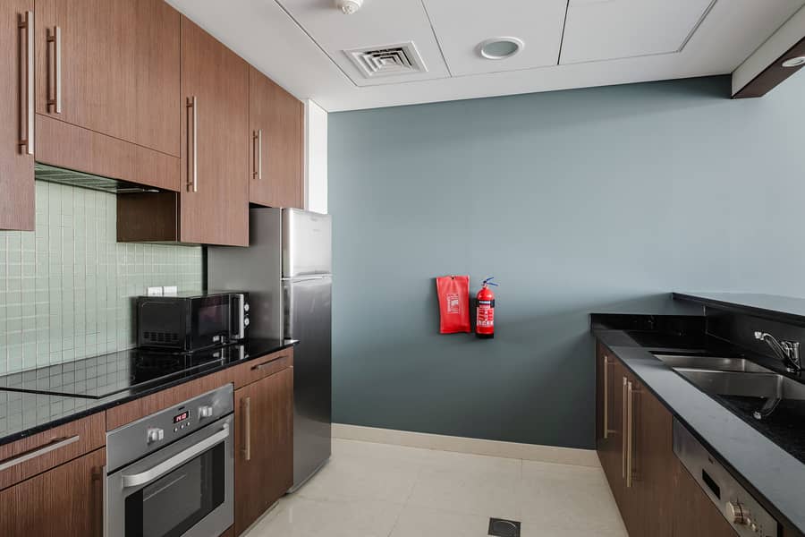 Burj Khalifa View | Furnished | Flexible Terms - Image 9