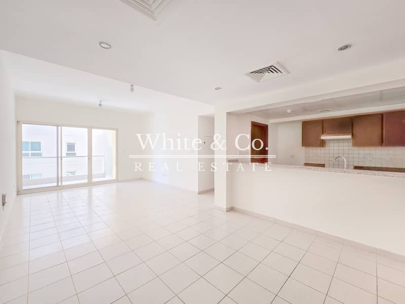 Vacant | Large Layout 1 BR | Community View