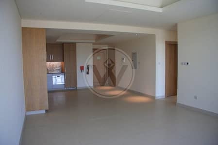 Excellent price! Location - Prestigious St Regis! Excellent price! Location - Prestigious St Regis!