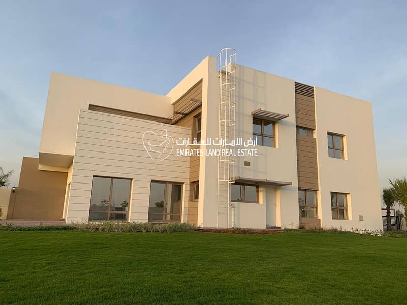 5 Bedroom villa with 5 years post-handover payment facilities 5 Bedroom villa with 5 years post-handover payment facilities