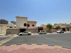 فيلا طابقين للبيع في منطقة عجمان النعيمية 1