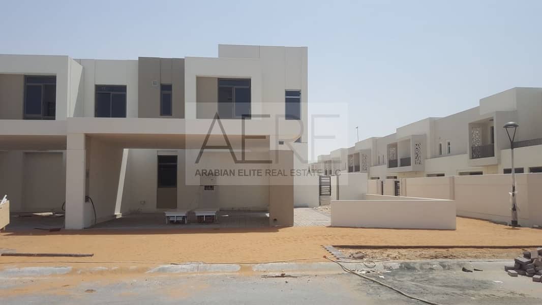 Negotiable Type 8 Hayat Townhouse