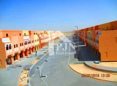 2 Bedroom Villa for Sale in Hydra Village, Abu Dhabi - Hot Deal: 2 Bedroom For Sale In Zone 8 2 Bedroom Villa for Sale in Hydra Village, Abu Dhabi - Hot Deal: 2 Bedroom For Sale In Zone 8