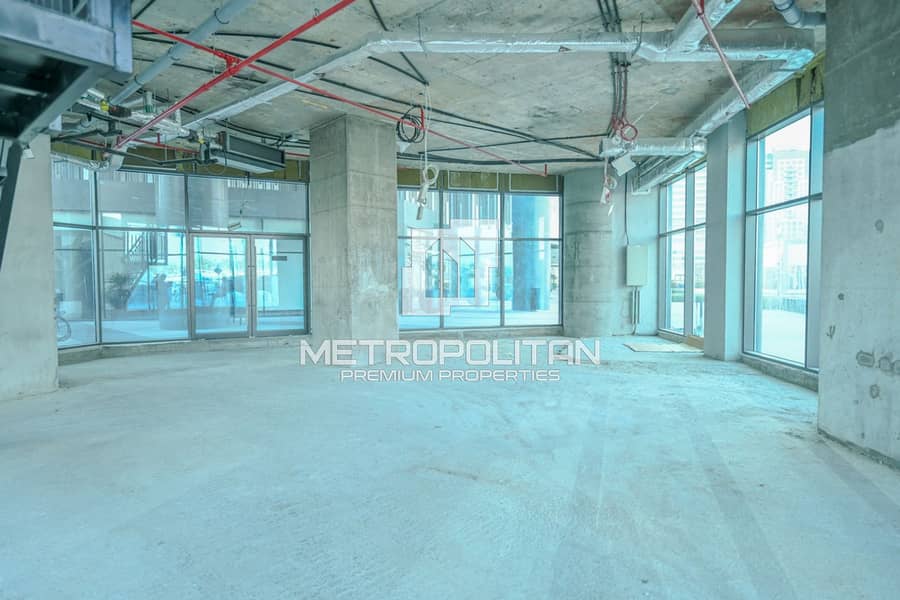 Bright and Modern | Showroom | Clinic | Cafe