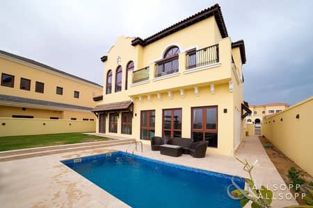 New Listing | Upgraded | Lake Views New Listing | Upgraded | Lake Views