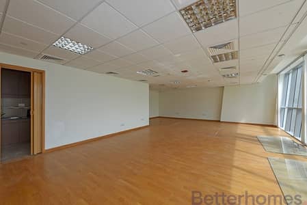 Fitted | Partitioned | Lake view Fitted | Partitioned | Lake view