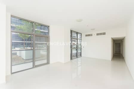 Brand New |Spacious Pool and Golf Facing Brand New |Spacious Pool and Golf Facing