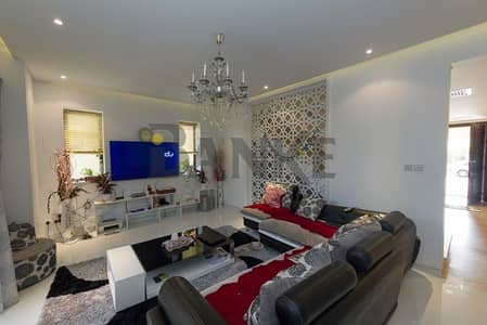 Super Hot Price! Furnished 5BR Townhouse Super Hot Price! Furnished 5BR Townhouse
