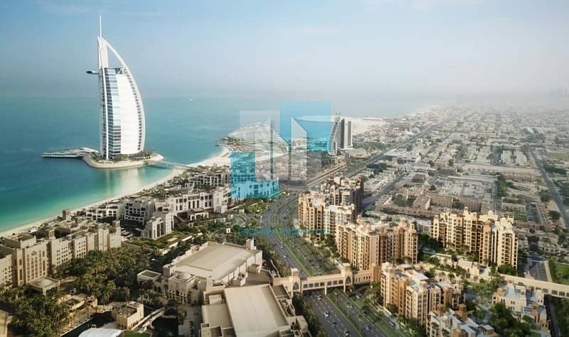 An exclusive address overlooking Burj al Arab