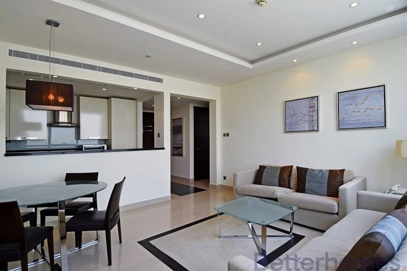 Luxurious 1 Bed Apartment in Jumeirah Lake Towers