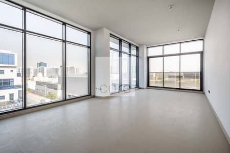 3 Bed with Maids I High Floor | Pool | Gym 3 Bed with Maids I High Floor | Pool | Gym
