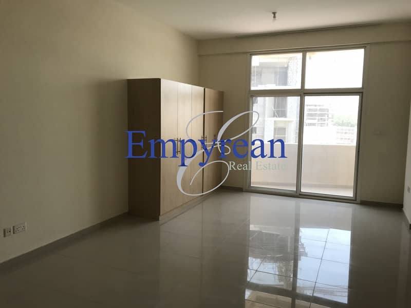 REDUCED Vacant Possession Studio Apartment in Madison Residency by Damac in Majan with Balcony and Parking