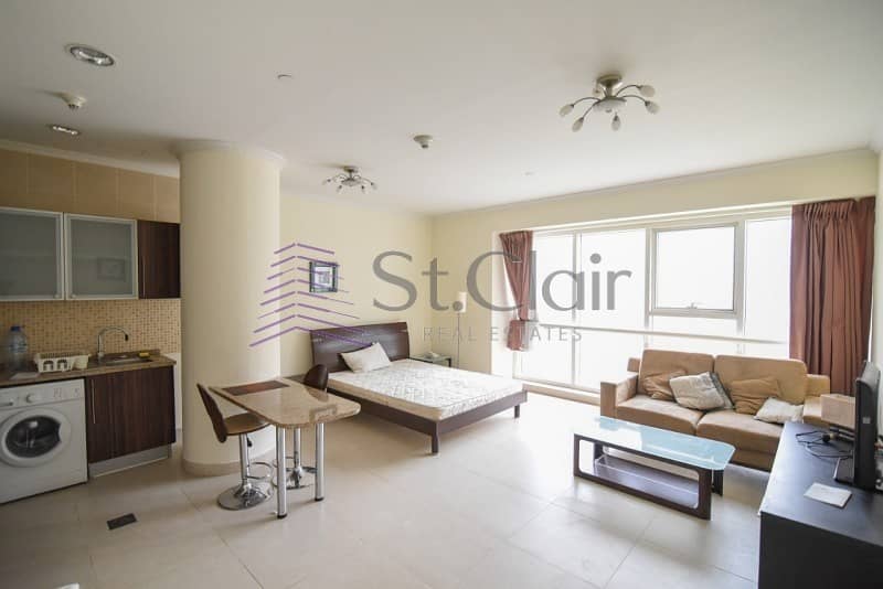1 Beds with Balcony | Lake View | Mid Floor