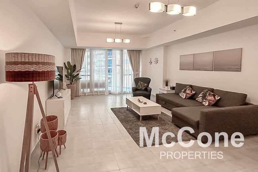 Marina View | Furnished | Spacious | Available Now Marina View | Furnished | Spacious | Available Now