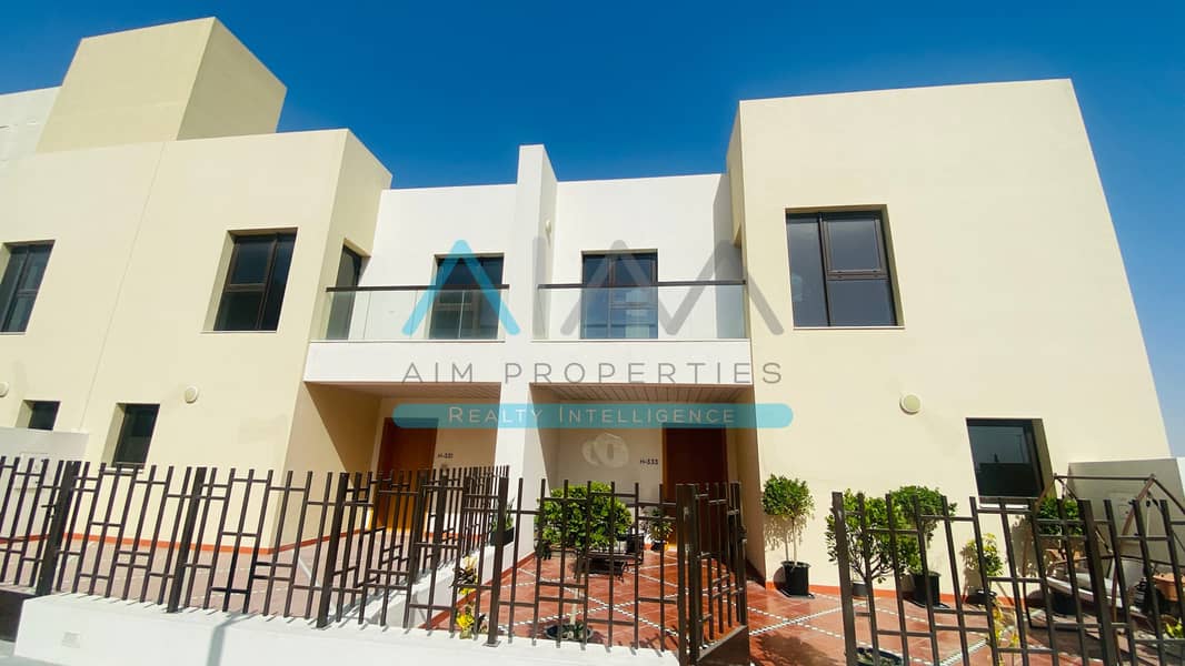DIRECT FROM OWNER | READY TO MOVE | 3 Bedroom Wd Study Townhome DIRECT FROM OWNER | READY TO MOVE | 3 Bedroom Wd Study Townhome