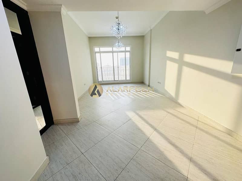 Amazing Layout | Ultra Spacious | Road View Amazing Layout | Ultra Spacious | Road View