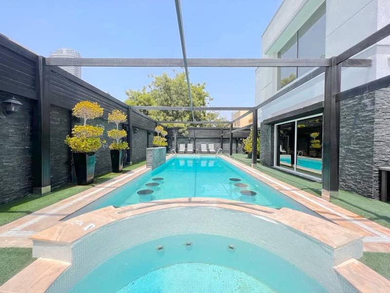 CORNER PLOT | PRIVATE POOL | VACANT ON TRANSFER CORNER PLOT | PRIVATE POOL | VACANT ON TRANSFER