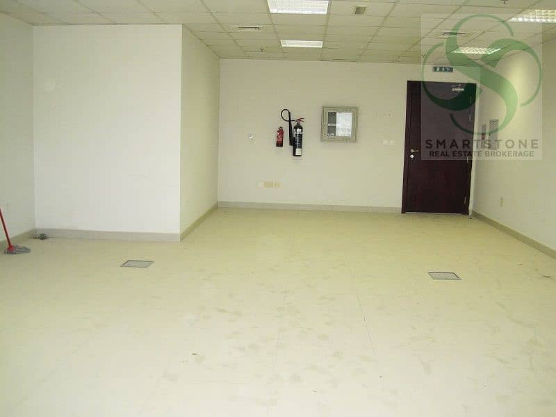 READY TO MOVE 1 PARKS/SPACIOUS/CHILLER FREE READY TO MOVE 1 PARKS/SPACIOUS/CHILLER FREE