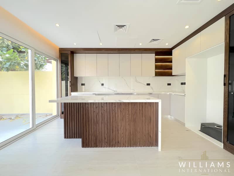 VACANT NOW | FULLY UPGRADED AND EXTENDED VACANT NOW | FULLY UPGRADED AND EXTENDED