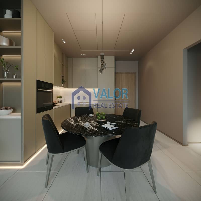 7 Kitchen 1. jpg
