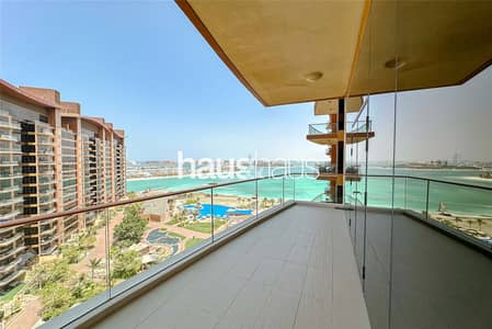 2 Bedroom Flat for Rent in Palm Jumeirah, Dubai - Flexible Cheques | Two Beds with Study | Sea Views