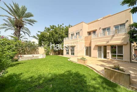 5 Bedroom Villa for Sale in The Meadows, Dubai - Vacant | Type 7 | 5 Beds + Maids