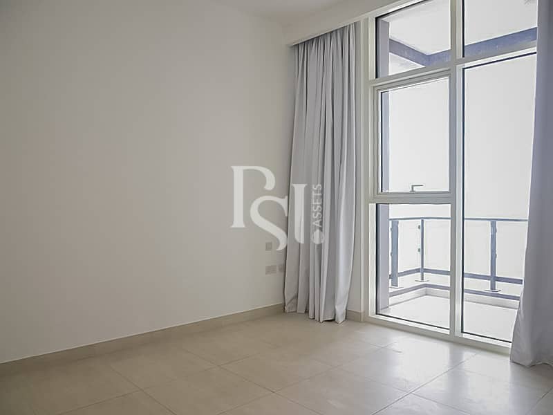 3 the-bridges-shams-abu-dhabi-al-reem-island-bedroom (3). JPG