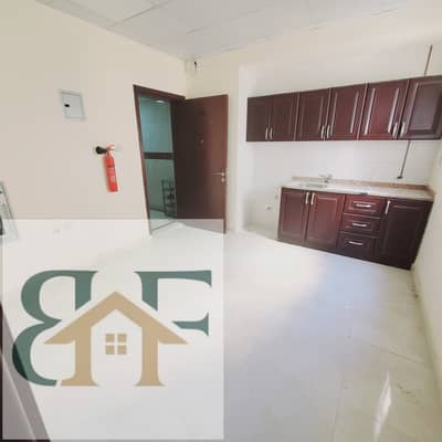 Like brand new!spacious studio chepest price just 14k