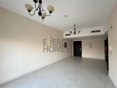 UP-2 Bedroom |Vacant| POOL VIEW | Huge Balcony |