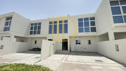 3 Bedroom Villa for Rent in DAMAC Hills 2 (Akoya by DAMAC), Dubai - Single Row | Type UB | Large Floor Plan |   Ready