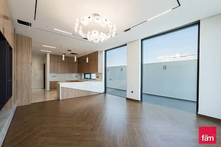 Exclusive luxurious 6BR Villa| Ready | Single Row