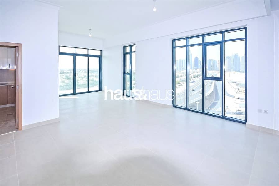 Amazing 360 View | Corner Apartment | 2 Bed 2 Bath Amazing 360 View | Corner Apartment | 2 Bed 2 Bath